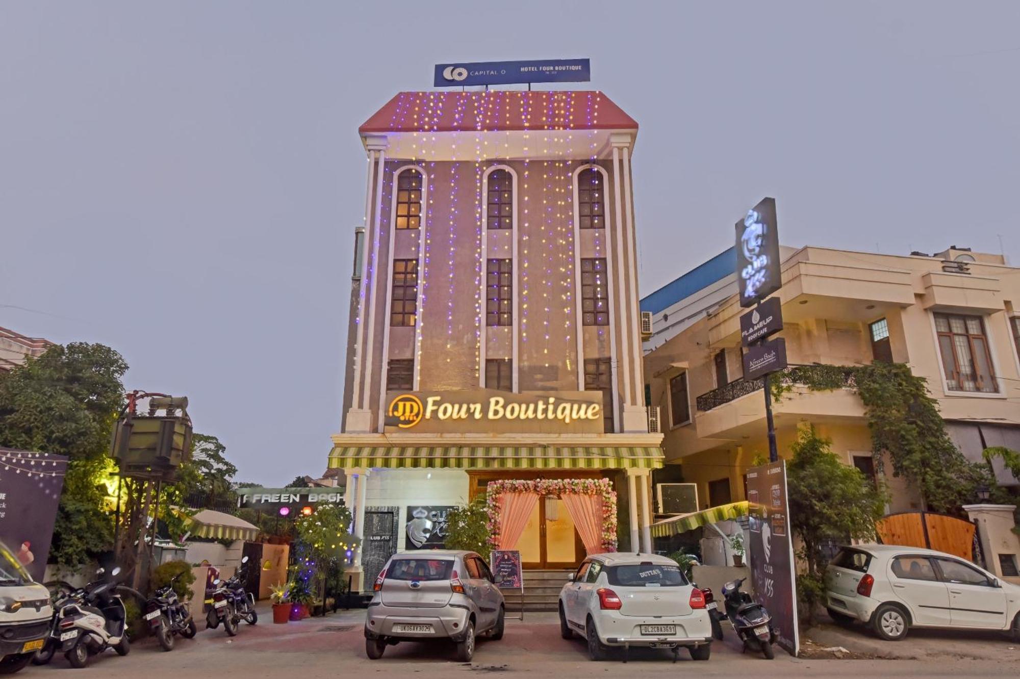 Collection O Hotel Four Boutique Kukas Exterior photo